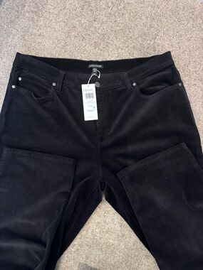 Eileen Fisher Black Organic Cotton Stretch Corduroy Highwaist Stretch Ankle Jean